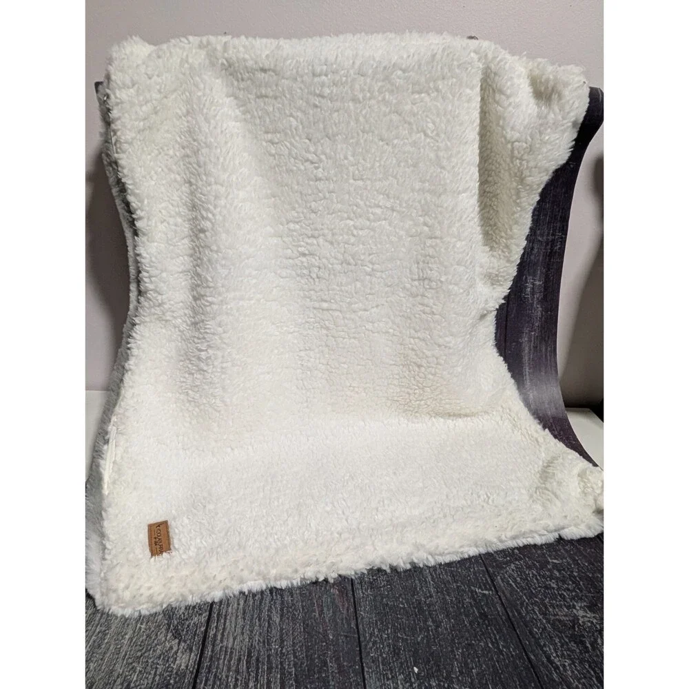 Set Of 2 UGG Koolaburra Gray White Plaid Pillow Cases Faux Shearling Zip 27